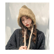 Load image into Gallery viewer, Women's Winter Beanie Hats Trapper Hat with Claimond Veins Warm Furry Hat 22627