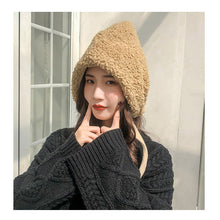 Load image into Gallery viewer, Women's Winter Beanie Hats Trapper Hat with Claimond Veins Warm Furry Hat 22627