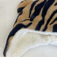 Load image into Gallery viewer, Winter trapper caps bear ears hats plush animal helmet cap 22631