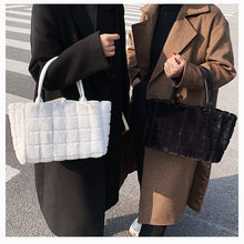 Load image into Gallery viewer, Women Handbags Overlarge Tote Bag Fluffy Soft Plush 22446
