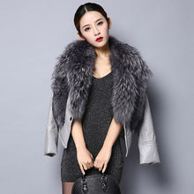 Load image into Gallery viewer, Genuine leather Jacket for women big Real raccoon fur collar 151246