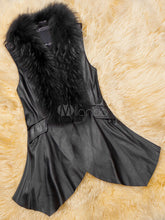 Load image into Gallery viewer, UE FS18224 Genuine Lamb Leather Vest with Fox fur Collar