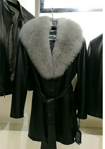 UE FS17L01 Genuine Sheep Leather Coat overcoat for Women Big fox fur collar