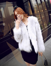 Load image into Gallery viewer, Women's Natural Fox Fur Coat Fashion Natural Color Full Sleeve