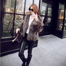 Load image into Gallery viewer, Women's Natural Fox Fur Coat Fashion Natural Color Full Sleeve