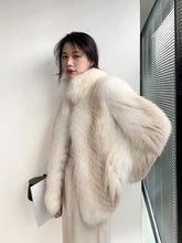 Load image into Gallery viewer, Fox Fur Grass Coat Women&#39;s Foreign Fashion Young Car Stripe Coat Winter  21114