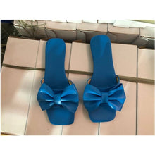 Load image into Gallery viewer, Women&#39;s shoes with bow knot square head low-heel flip-flops women sandals FS21S51
