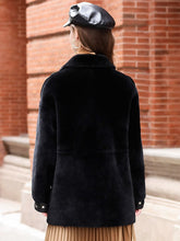 Load image into Gallery viewer, Real Fur Coat Sheepskin Pocket Small Fur Coat Sheepskin Fur Women&#39;s Coat FS21136