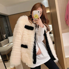 Load image into Gallery viewer, FS21122 Fur Coat Autumn and Winter 2021 New Car Stripe Fox Fur Grass Coat for Young Women