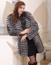 Load image into Gallery viewer, Women&#39;s Coats Female Real Fur Coat Fashion Nature Silver Fox Overcoat