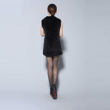 Load image into Gallery viewer, Natural Fur Vest Top Quality Authentic Mink Vest Female Natural Gilet Waistcoat