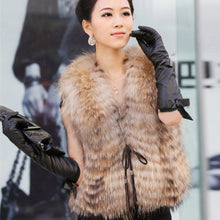 Load image into Gallery viewer, Women&#39;s Real Raccoon Fur Vest Luxury Furry Natural Waistcoat Fur Vests Female