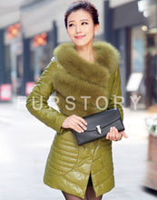 Load image into Gallery viewer, Genuine Leather Women&#39;s Winter Down Coat Real Fox Fur Collar Decoration Female Outwear