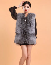 Load image into Gallery viewer, Natural Silver Fox Fur Vest Lamb Leather Luxury Fur Waistcoat Jacket