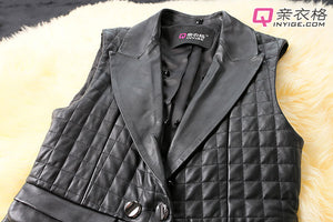Genuine sheep leather vest with Racoon fur Collar UE 18223