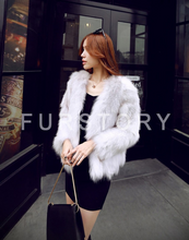 Load image into Gallery viewer, Women's Natural Fox Fur Coat Fashion Natural Color Full Sleeve