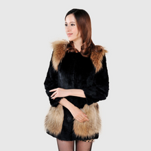 Load image into Gallery viewer, Natural Fur Coat Female with Raccoon Fur Epaulet and Pocket Decoration Women&#39;s Real Fur Coat
